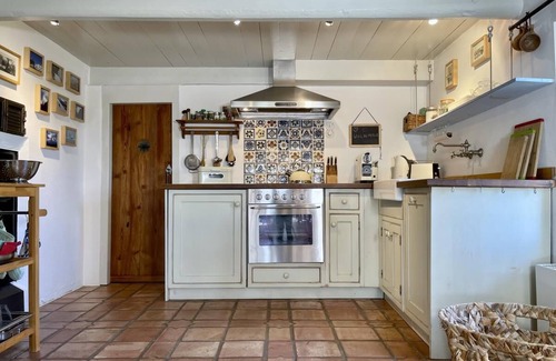 Hillgroven House | Frisian cottage on the sea dike