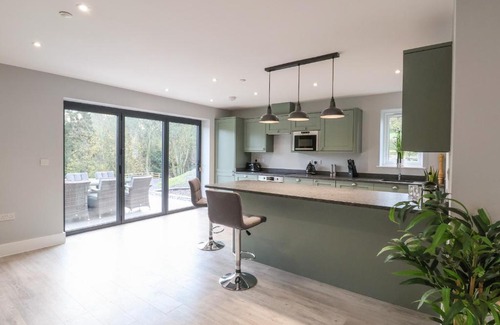 Ruthin House | Fron Haul - Gwennol