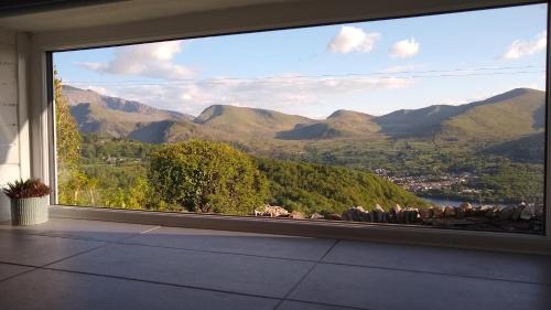 Gallt Y Foel House | Fron Heulog Cottage