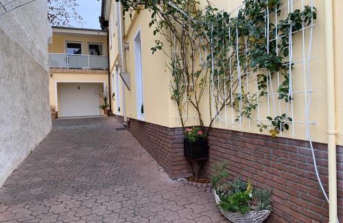 Mainz-Bingen Apartment | Fronhof 3