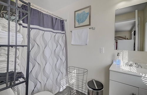 Lower East Side Apartment | FRONTDESK 1600 N Jackson St Apts Lower East Side Milwaukee