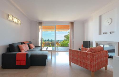Torreblanca Apartment | Fuengirola Hills with Seaview