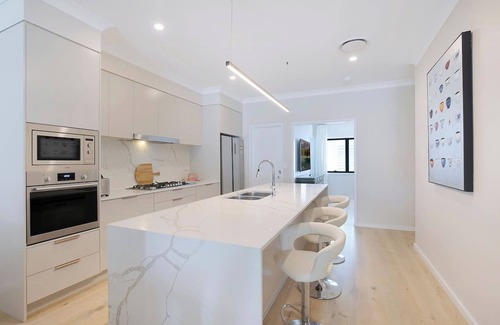 Red Hill House | Fulcher Lane A Zen Retreat in Modern Comfort