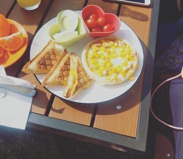 White Sand Beach Bed & Breakfast | Full Moon Resort