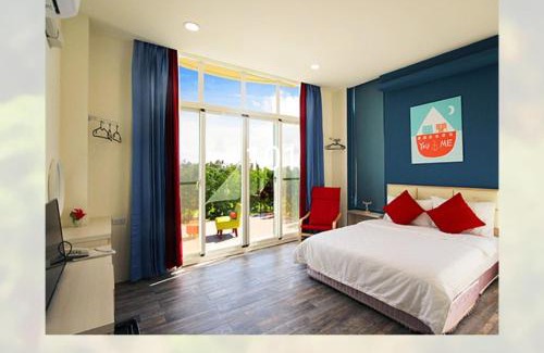 White Sand Beach Bed & Breakfast | Full Moon Resort