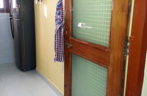 Gomti Nagar House | Fully Furnished 1BHK, Unit SA1 - room, lobby, kitchen, bathroom, Garden