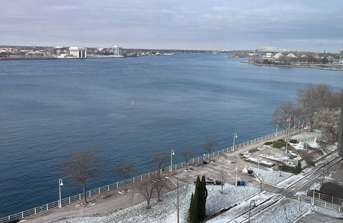 Sarnia Apartment | FULLY FURNISHED ONE BEDROOM CONDO - RIVER VIEW