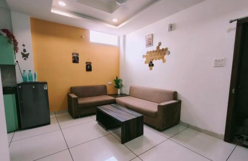 Vijay Nagar Apartment | Fully Private 1BHK Couple Friendly at Serene Green Entire rental unit in Indore, India