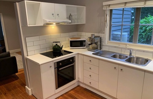 Warburton Cottage | Fully renovated 1940s cottage in Warburton