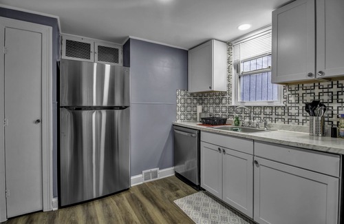 Lancaster House | Fully renovated house in Bowmansville/Depew