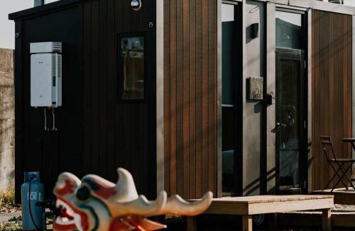 Fuxing Apartment | Fulu Dragon Boat Camping House 2 by Tiny Away