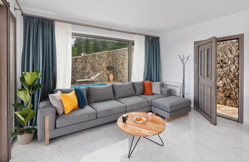 Doukades Villa | Fundana Villa