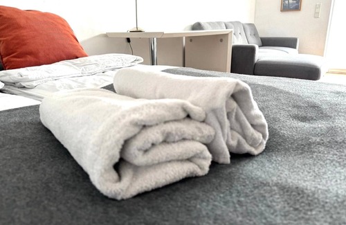 Dortmund Apartment | Furnished apartment on Lake Phoenix in a top location, ideal for 1 to 3 people