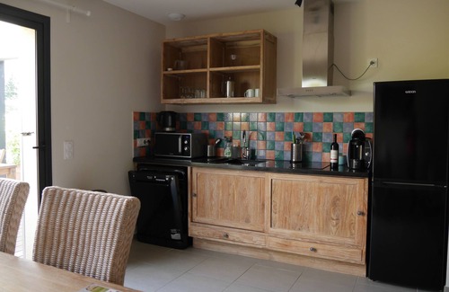 Oppede House | Furnished Tourist 4 * for 2-3 people, swimming pool and views of the Luberon