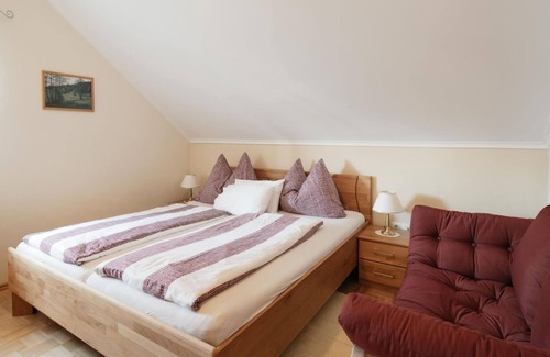 Pfarrkirchen im Muehlkreis Bed & Breakfast | Gästehaus Pension Lang - Ferienwohnung Abendsonne, 2-3 Personen