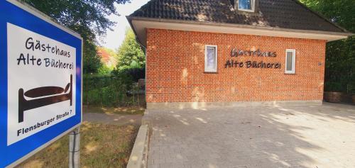 Satrup Apartment | Gästehaus Alte Bücherei