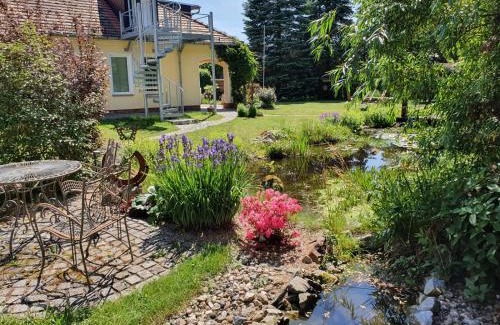 Lauchhammer House | Gästehaus am schmalen See UG haftungsbeschränkt