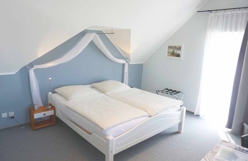 Salmorth Bed & Breakfast | Gästehaus Hasenkath am Deich, Gästezimmer, Bed&bike. Radwandern, Familenurlaub