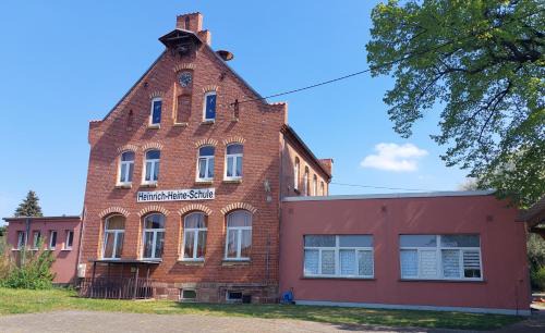 Bad Duerrenberg House | Gästehaus Heinrich Heine Schule