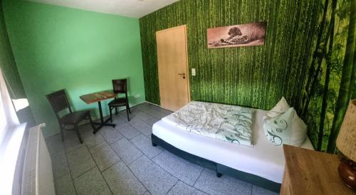 Berka/Werra House | Gästezimmer Bambus Gemeinschaftsbad Frei WLAN