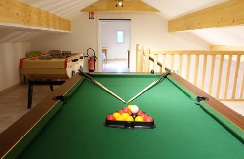 Beaufort House | Gîte 15 pers. - Mobilité réduite - Proche Saint-Guérin - Parking, Salle de réunion, Ski room - FR-1-342-260