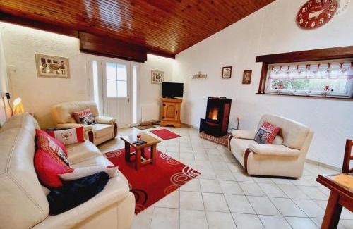 Eppe-Sauvage House | Gîte chaleureux en plein cœur de la nature avec terrasse, animaux acceptés, proche Val Joly - FR-1-510-183