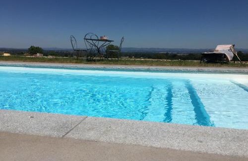 Saint-Andre-dʼApchon House | Gîte charmeur avec piscine, Wi-Fi & animaux admis - FR-1-496-143