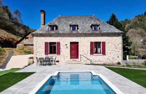 Argentat Apartment | Gîte de France L'air du paradis 3 épis - Gîte de France 6 personnes MAE-6344