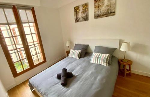 Sully-sur-Loire Apartment | Gîte de la SANGE