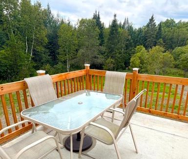 Lamarche House | Gîte du Ruisseau