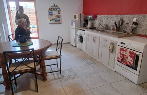 Montjoux Apartment | Gîte in the Baronies Provençales Regional Nature Park