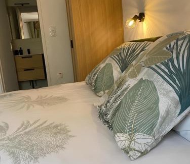 Neuville-sur-Ain Apartment | Gîte l Ainstant à 2 pas de la rivière, proche CNPE et A42