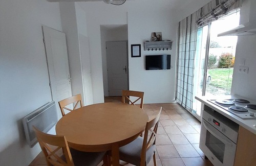 Crestet Apartment | Gîte Les Oliviers Côté Lavande, near Vaison La Romaine