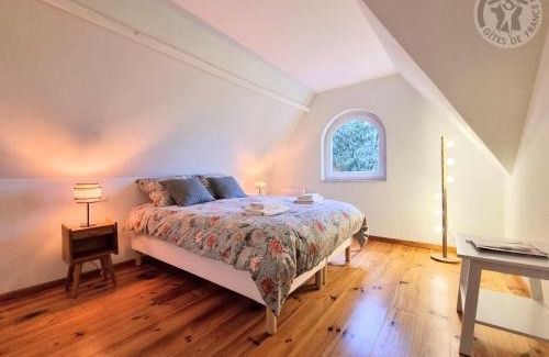 Linselles House | Gîte spacieux et moderne, à 12 km de Lille, avec toutes commodités, idéale pour une escapade tranquille - FR-1-510-208