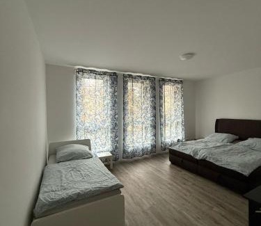 Taucha Apartment | Günstige wunderschöne und barrierefreie Ferien- und Monteurswohnung in Taucha bei Leipzig Nähe A14