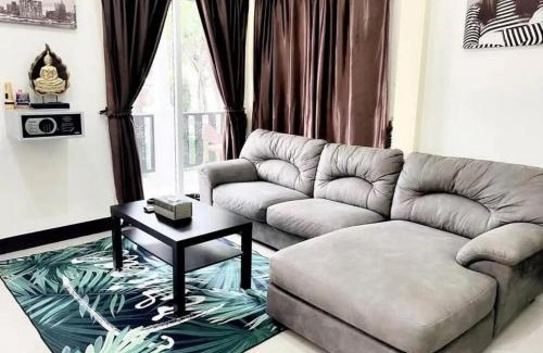 South Pattaya Villa | G music pool villa