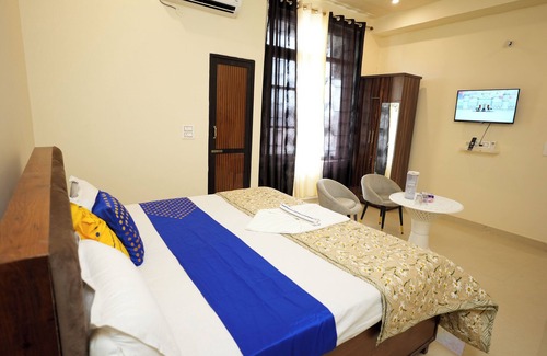 Ropar Hotel | G SQUARE Rooms