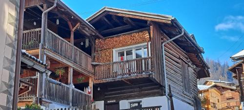 Jenaz Bed & Breakfast | Gadänäscht