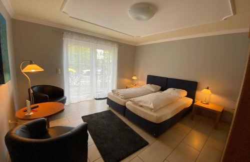 Nuerburg House | Gaestehaus Savo