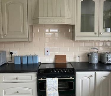 Monaghan Apartment | Gallinagh Guest House Monaghan