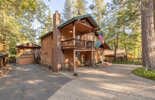 Bass Lake House | Game Room, 5 Bedrooms, Multiple Decks, 350 yards to The Pines Village & Marina