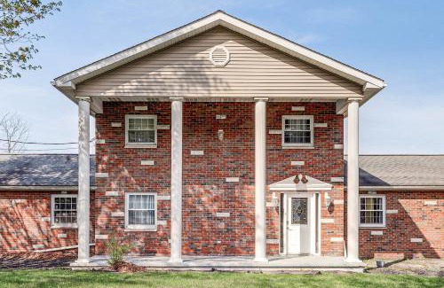 Gouldsboro House | Game Room, Deck and Fire Pit Covington Township Gem