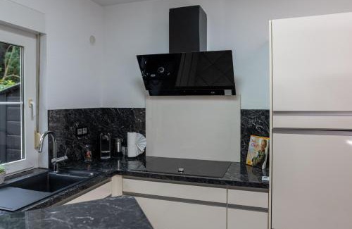 Nordwest House | Ganzes Ferienhaus in Leipzig mit Garage und Fußbodenheizung