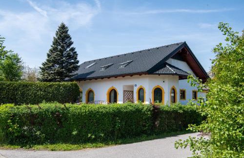 Klagenfurt am Woerthersee House | Ganzes Haus mit viel Platz für Familie und Freunde