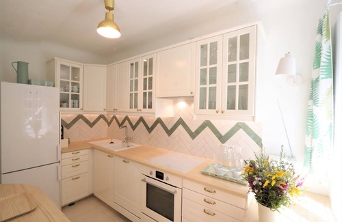 Penzing Apartment | Garden apartment in traditional Viennese villa near downtown subwayn
