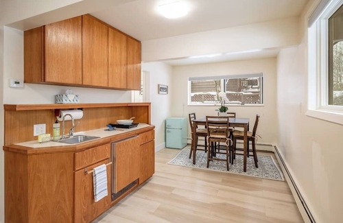 Turnagain Apartment | Garden Level Getaway