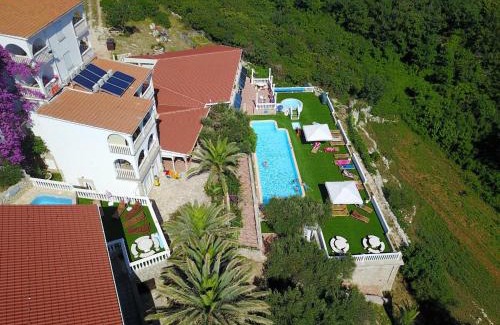 Potocnica Apartment | Garden Resort - Apartments Maslina