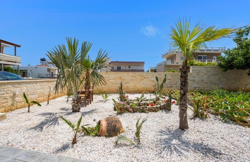 Nerokouros Villa | Garden Villa Chania