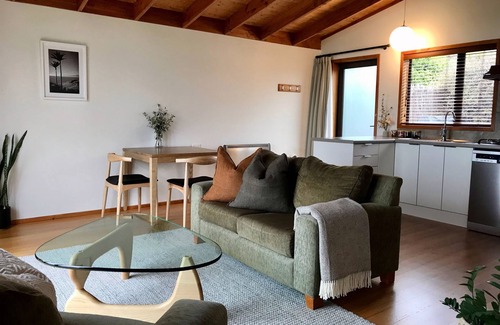 Parapara Villa | Garden Villa with Seaview - Adrift in Golden Bay (adults only)