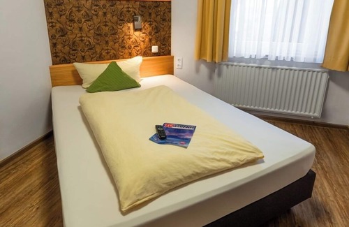 Waldeck Hotel | Garni Hotel & Ferienwohnungen Seeschlößchen